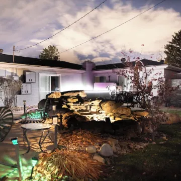 Cozy Ski Home w/Hot Tub + Steam Shower + Wood Burning Fireplace