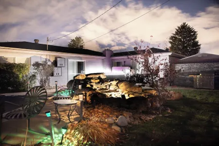 Cozy Ski Home w/Hot Tub + Steam Shower + Wood Burning Fireplace