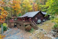 Sunset Lion Mountain Cabin near a Lake & Vineyards