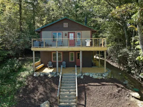 Woodsy/Modern Cabin, Big Views, Firepit, Close Hikes, Wifi, Close to Br / Boone