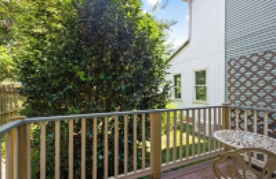 Guest suite close to James River and hiking/biking trails