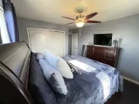 Renovated 2 Bedroom with King Bed, Pets Welcome, Washer & Dryer