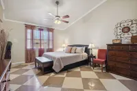 Sun kissed in Chandler Hotels near Safeway
