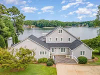 Relaxing Lakefront Home with Brand New Dock and Immaculate Vibes Hotels in Fallstown