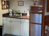 Sailor's Choice - NON SMOKING Apartment in Downtown Cedar Key with Gulf Views! Hotels in Cedar Key