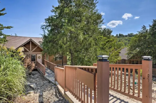 Branson Cabin ~ 3mi from Silver Dollar City