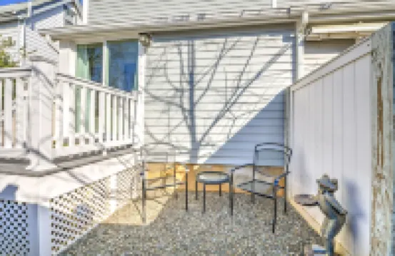 Palmer Square 1BR w/ Private Patio