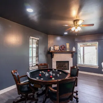 Stunning Skiatook Lake Three Story Getaway
