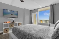 Oceanfront Condo w/ Private Balcony - Pools Open and Direct Beach Access
