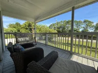 Rancho Alegre country getaway Bring your boat -lake is 15 mts away. PET FRIENDLY