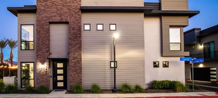 Heritage District Oasis, 300 steps from downtown Gilbert amenities. -Lot 8 Hotels in Gilbert