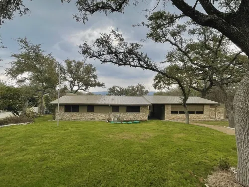 The Getaway  a peaceful retreat with expansive views of Lake Travis