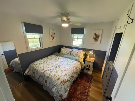 Hummingbird House - Waterfront Vistas!