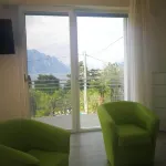 Single house, 2 double and 1 single room A/C and wifi "La Svolta Holidays" 말세진느 호텔