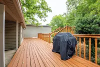 Convenient Cottage Unit w/grill close to Hospitals, Restaurants and Ft Moore