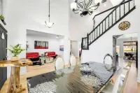 DFW  Lux Resort  Golf Sleeps 20+ PingPong PS5