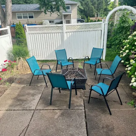 3BR/2BA Beauty near TBK sports complex. Right off I74, close to everything!