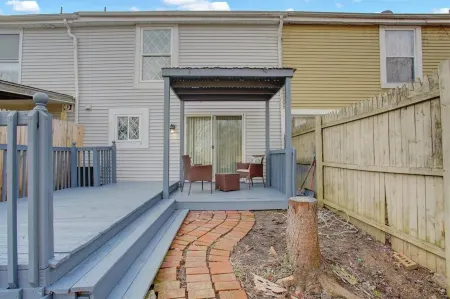 Your Home away from Home! Отели в г. Рединг