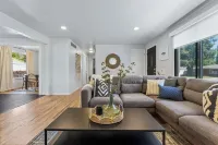 Professionally designed mid-century modern excellent location near BSU/Downtown