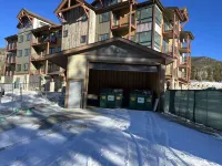 Luxury Penthouse Condo by Lake at Keystone Resort. Ski, Hike, Bike & Much More.