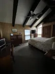 Wiseman Cottage on Hubbard Lake
