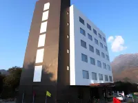 Lemon Tree Hotel, Katra Hotels in Katra