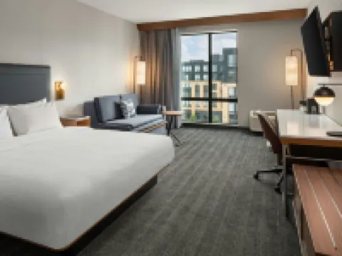 Courtyard St. Paul Downtown Hotels in Saint Paul