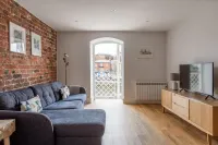 Woodsmill View Apartment