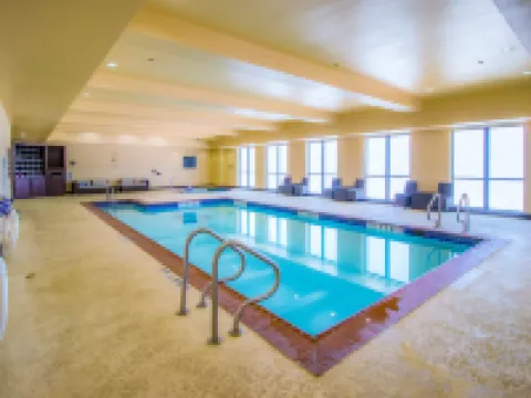 巴斯特羅普歡朋套房酒店 巴斯特羅普縣酒店