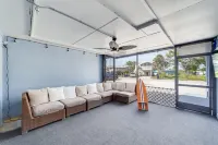 NEW REMODEL Steps from private beach access! 4 BR Family Friendly CLEAN