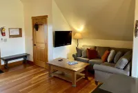 Stage Road Estate private studio apartment.