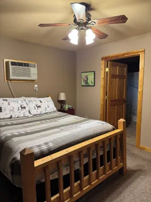 Hill City! Centrally located to Black Hills attractions. Hotel dekat Black Hills Institute - Museum
