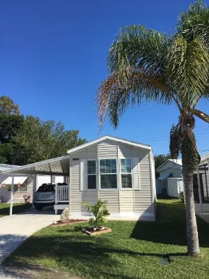 Monthly Discounts will be reflected on your price quote. IMG Academy Golf Club 주변 호텔