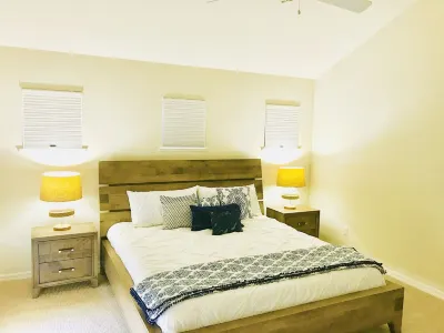 FUN + SUN IN THE CENTER OF IT ALL!!! EXCLUSIVE CENTRAL BEACH!! POOL