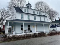 Coastal Spacious Retreat Downtown Kennebunkport Village Hotels in 