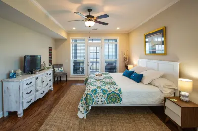 VIEWS VIEWS VIEWS! BEACHFRONT 4 Bdrm Home.  Pvt Boardwalk to Beach. Golf cart!
