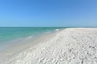 Beautiful, Gulf-Front Home on Bean Point--Halcyon House