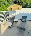 Endless Weekend Navarre 5-bedroom pool house-1 mile to Navarre beach, sleeps 16