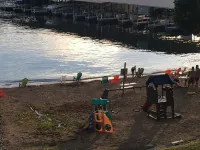 Ledges Getaway including boat dock