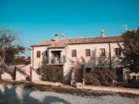 The Cherry Tree, sea view relaxation with pool Hotels in Fermo