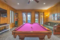 5 Br/3.5 Ba. 3 KING BEDS. LAKE FRONT. FIREPIT. GAME ROOM. MULTIPLE PORCHES.