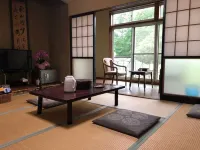 Ryokan Sanyo Hotels near Mount Iwaki