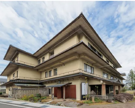 The Hotel Obuse 小布施町のホテル