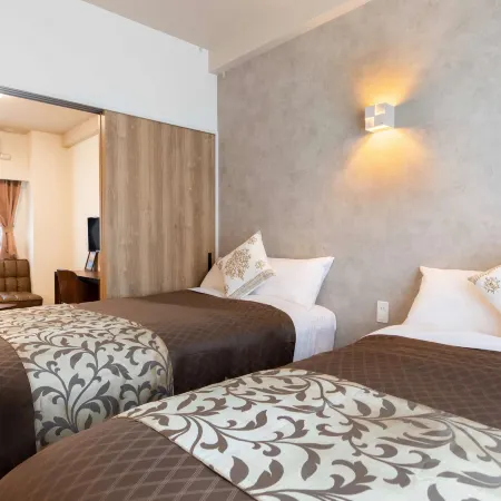 CONDOMINIUM HOTEL Riyuka in KADENA 1 Отели в г. посёлок Кадена