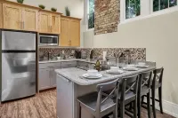 King Bed ★ Work Remote ★BYU ★ W/D ★ Desk