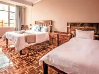 The Russel Guest House Отели в г. 