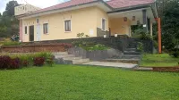 Villa Geneva Hotels in Pamijahan