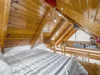 Wishon Tiny-Cabin | Couples Getaway | Fire Pit