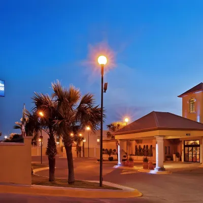 Holiday Inn Express CHIHUAHUA by IHG Hotels near Guachochi Garden