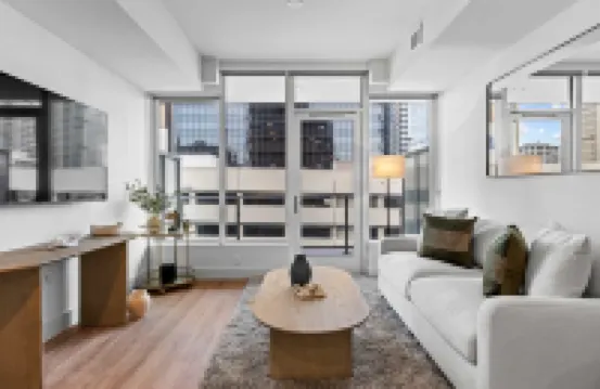 NEW Downtown Luxe King Suite | Sauna & Pool Access